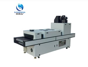 下吸風(fēng)UV固化機革新表面固化工藝，引領(lǐng)環(huán)保智造新趨勢